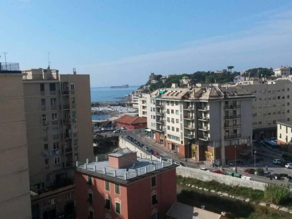 Il Nido Di Quarto Con Park Auto Macchine Piccole Segmento B Genova Kültér fotó